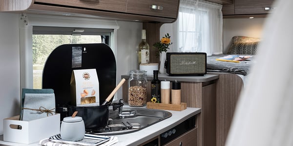 How to Organise your Motorhome Kitchen Space to Cook Well